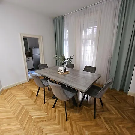 Ferienwohnung Dorcol - The Heart Of Belgrad Exterior foto