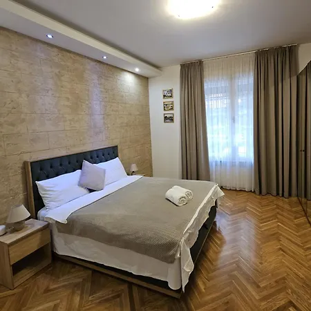 Ferienwohnung Dorcol - The Heart Of Belgrad Exterior foto